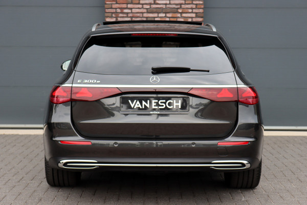 Mercedes-Benz E-Klasse Estate 300 e Exclusive Line Premium+ | Hyperscreen | Luchtvering | Distronic | Nappa Leder | Stoelventilatie | 3D-Display | Trekhaak | Burmester | Digital Light |