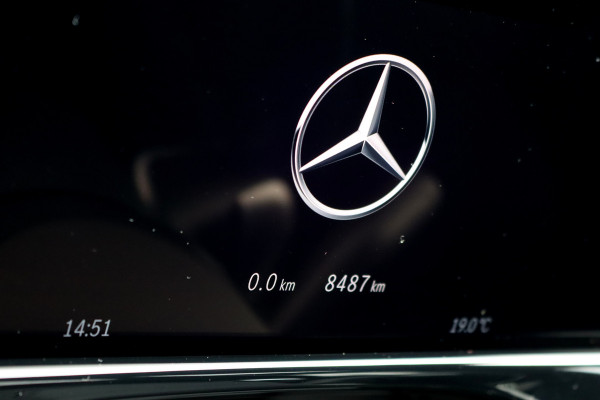 Mercedes-Benz E-Klasse Estate 300 e Exclusive Line Premium+ | Hyperscreen | Luchtvering | Distronic | Nappa Leder | Stoelventilatie | 3D-Display | Trekhaak | Burmester | Digital Light |