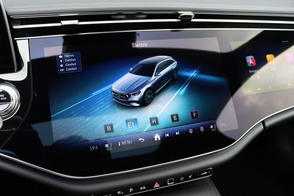 Mercedes-Benz E-Klasse Estate 300 e Exclusive Line Premium+ | Hyperscreen | Luchtvering | Distronic | Nappa Leder | Stoelventilatie | 3D-Display | Trekhaak | Burmester | Digital Light |