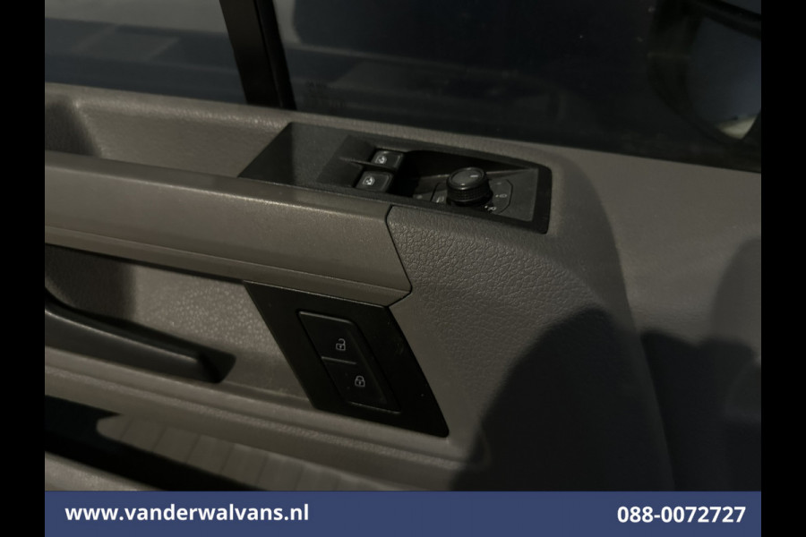Volkswagen Crafter 2.0 TDI L3H3 L2H2 Euro6 Airco | Apple Carplay | Android Auto | Parkeersensoren Bijrijdersbank