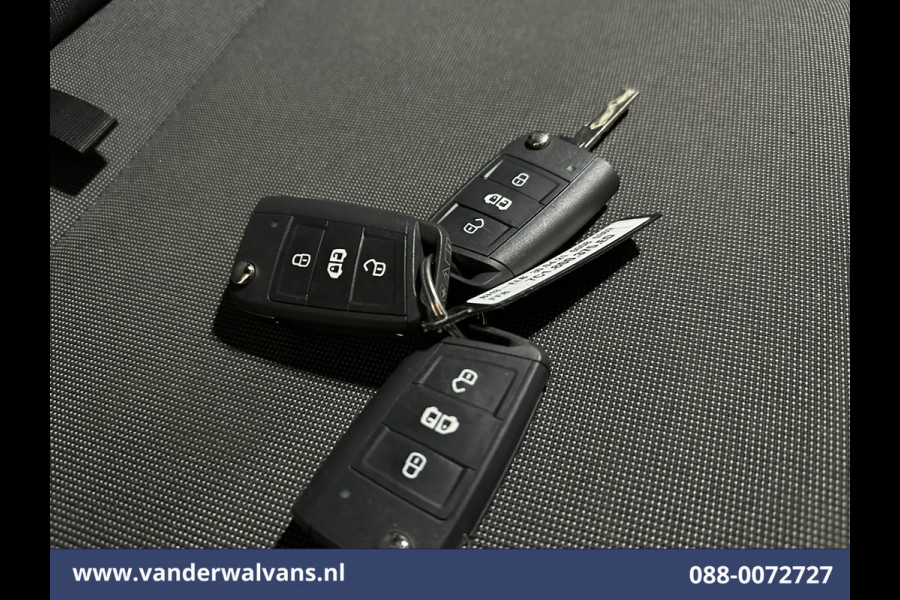 Volkswagen Crafter 2.0 TDI L3H3 L2H2 Euro6 Airco | Apple Carplay | Android Auto | Parkeersensoren Bijrijdersbank