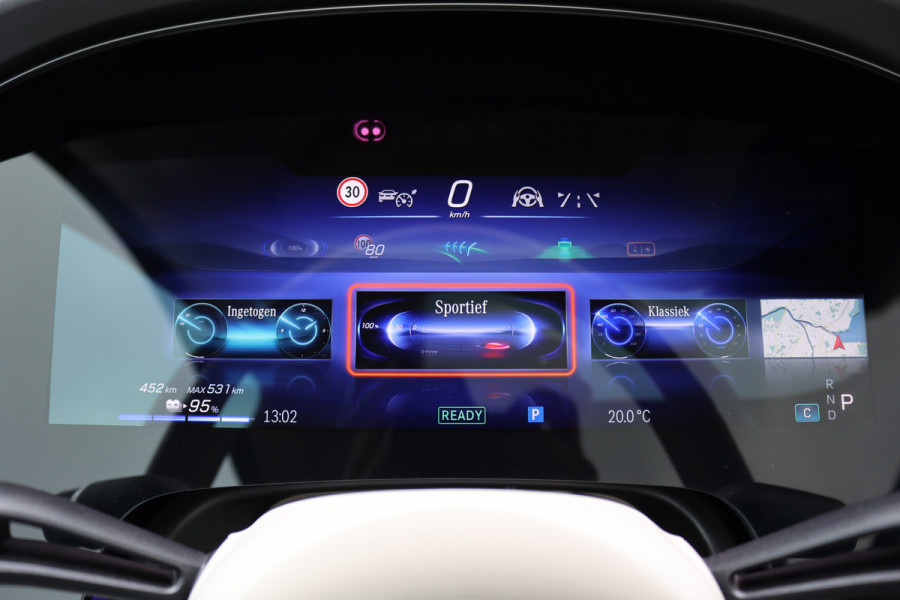 Mercedes-Benz EQS SUV 450+ AMG Line 108 kWh | Luchtvering | Hyperscreen | Achterasbesturing | Distronic+ | Entertainment Achter | Massage | Burmester | Verwarmd Stuurwiel | Tablet | HUD |