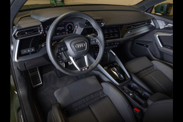 Audi A3 Sportback 35 TFSI 2x S-Line edition / 150pk / Panorama dak / Sonos / Achteruitrij camera /
