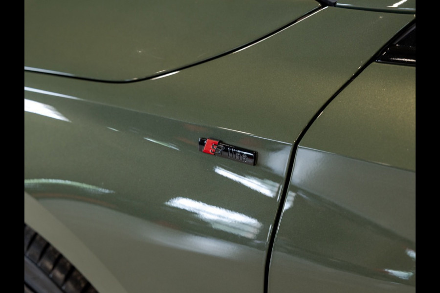 Audi A3 Sportback 35 TFSI 2x S-Line edition / 150pk / Panorama dak / Sonos / Achteruitrij camera /