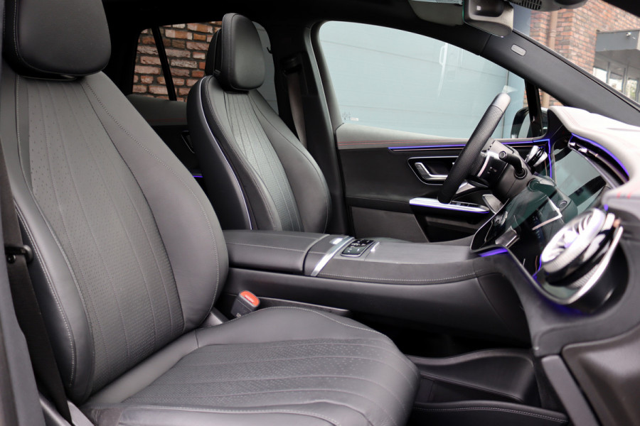 Mercedes-Benz EQE SUV 350 4MATIC AMG Line Premium+ 91 kWh | Luchtvering | Hyperscreen | Achterasbesturing | Distronic+ | Panoramadak | Burmester | Digital Light | Surround Camera | 22kW | Warmtepomp |