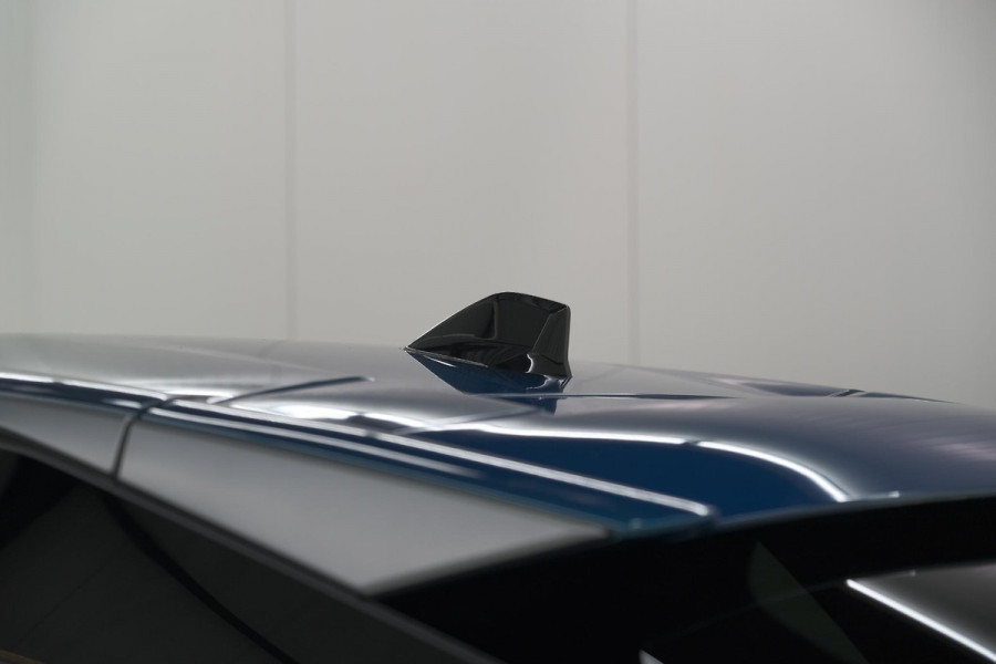 Peugeot E-3008 Allure 73 kWh | 11 KW Lader | Camera | Panoramic Navigation pack