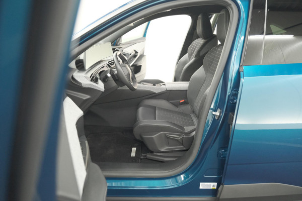 Peugeot E-3008 Allure 73 kWh | 11 KW Lader | Camera | Panoramic Navigation pack