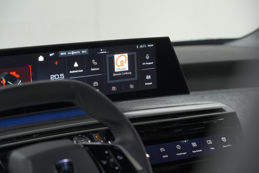 Peugeot E-3008 Allure 73 kWh | 11 KW Lader | Camera | Panoramic Navigation pack