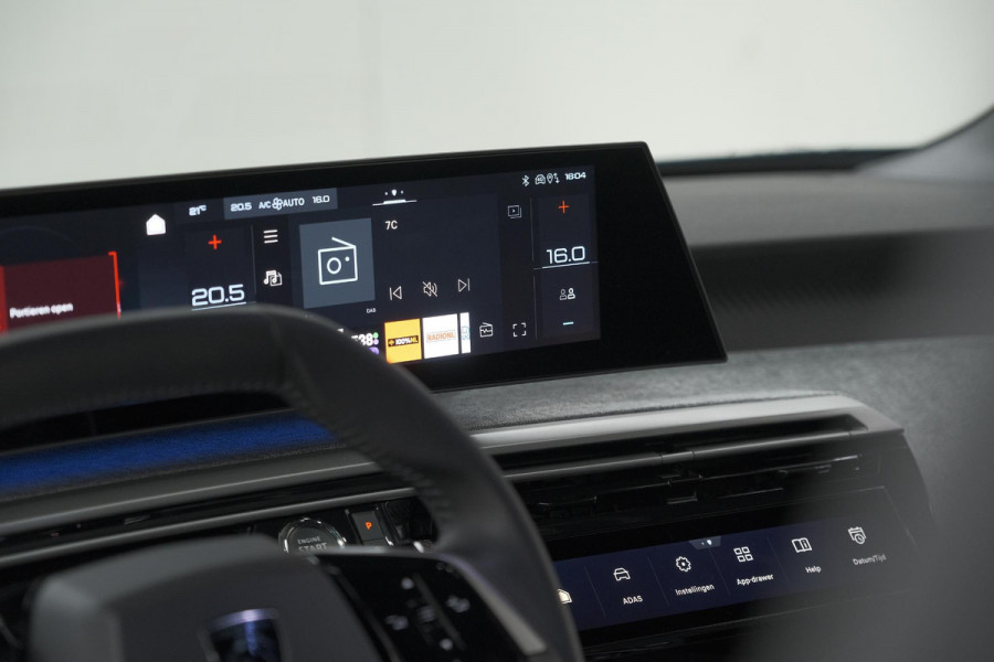 Peugeot E-3008 Allure 73 kWh | 11 KW Lader | Camera | Panoramic Navigation pack