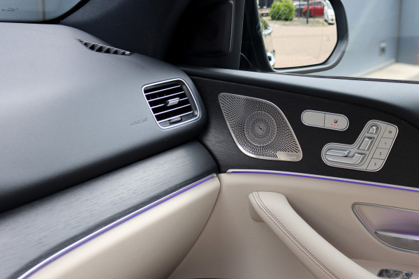 Mercedes-Benz GLE 400 e 4MATIC AMG Line | Luchtvering | Distronic | Burmester | Verwarmd Stuurwiel | Panoramadak | Trekhaak | Stoelverwarming V+A | Augmented Reality | Surround Camera |