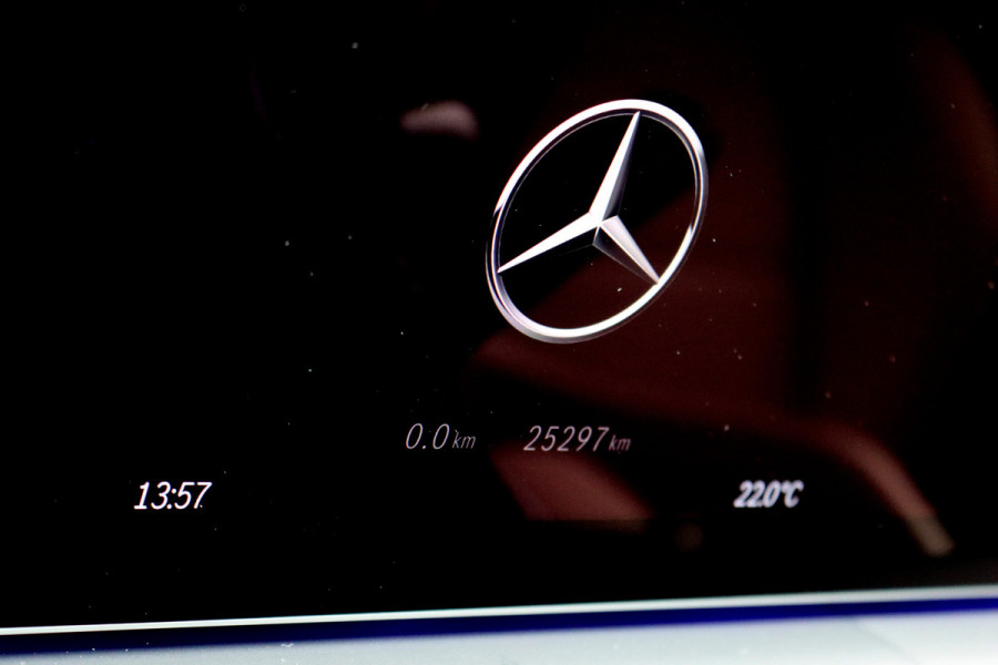 Mercedes-Benz GLE 400 e 4MATIC AMG Line | Luchtvering | Distronic | Burmester | Verwarmd Stuurwiel | Panoramadak | Trekhaak | Stoelverwarming V+A | Augmented Reality | Surround Camera |
