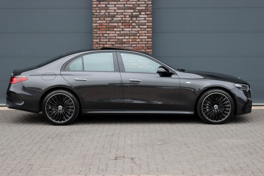 Mercedes-Benz E-Klasse 400 e 4MATIC AMG Line | Hyperscreen | Luchtvering | Achterasbesturing | Distronic+ | HUD | Massage | Burmester | Nappa Leder | Trekhaak | Vlakkenverwarming | Stoelventilatie | Soft-Close |