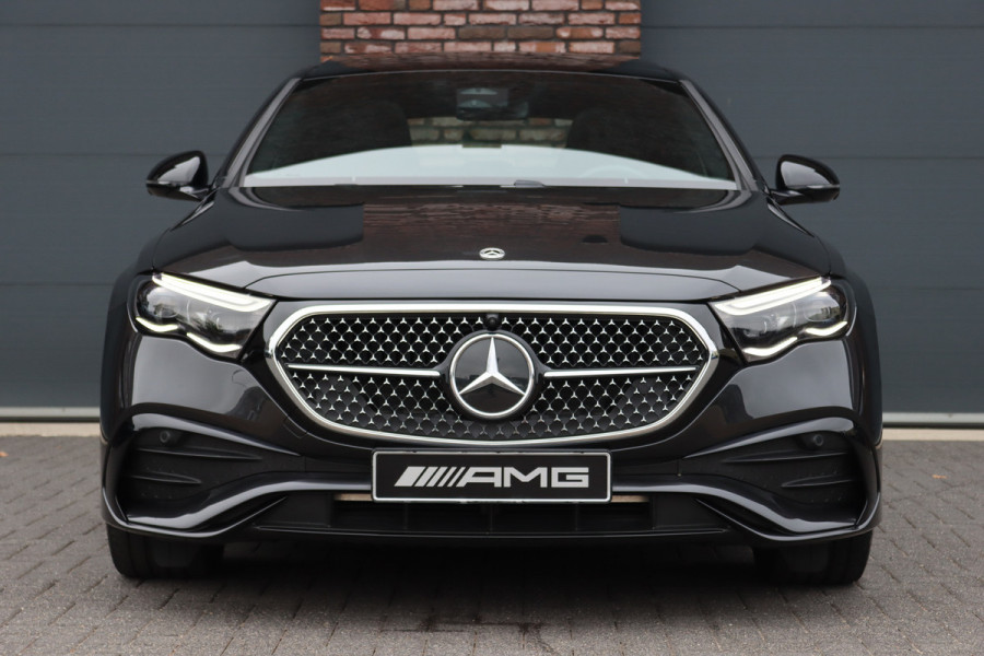 Mercedes-Benz E-Klasse 400 e 4MATIC AMG Line | Hyperscreen | Luchtvering | Achterasbesturing | Distronic+ | HUD | Massage | Burmester | Nappa Leder | Trekhaak | Vlakkenverwarming | Stoelventilatie | Soft-Close |