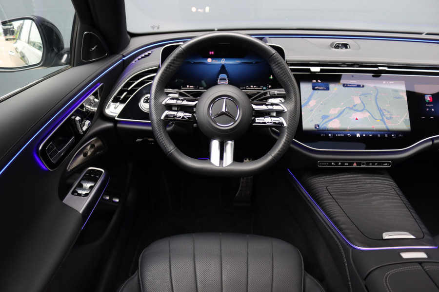 Mercedes-Benz E-Klasse 400 e 4MATIC AMG Line | Hyperscreen | Luchtvering | Achterasbesturing | Distronic+ | HUD | Massage | Burmester | Nappa Leder | Trekhaak | Vlakkenverwarming | Stoelventilatie | Soft-Close |