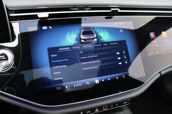 Mercedes-Benz E-Klasse 400 e 4MATIC AMG Line | Hyperscreen | Luchtvering | Achterasbesturing | Distronic+ | HUD | Massage | Burmester | Nappa Leder | Trekhaak | Vlakkenverwarming | Stoelventilatie | Soft-Close |