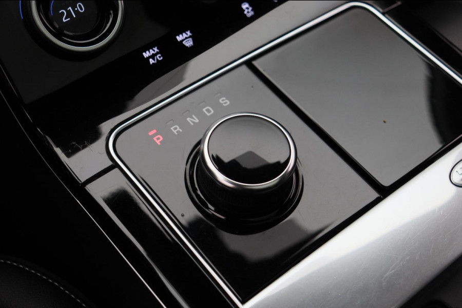 Land Rover Range Rover Velar 2.0 I4 Turbo * R-Dynamic * SE 300PK Trekhaak Pano/dak