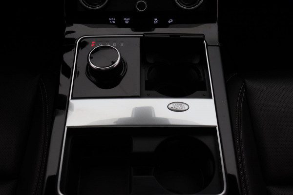 Land Rover Range Rover Velar 2.0 I4 Turbo * R-Dynamic * SE 300PK Trekhaak Pano/dak