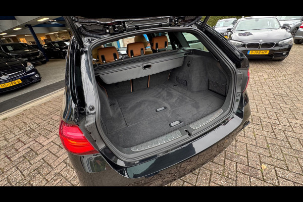 BMW 3 Serie Touring 318i M Sport 2019 AUT PANO CAMERA NAP!