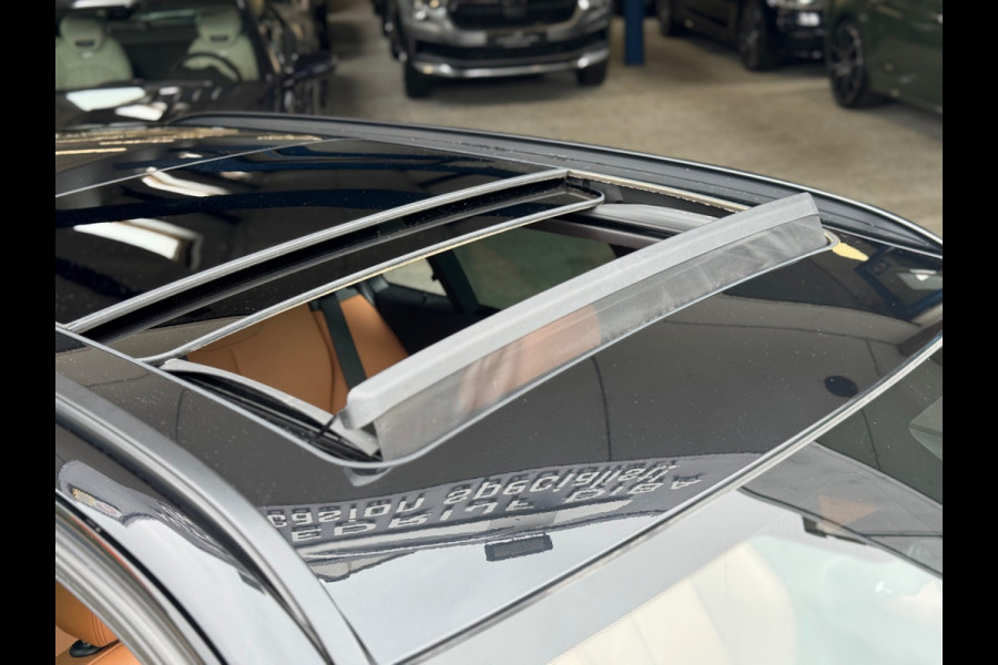 BMW 3 Serie Touring 318i M Sport 2019 AUT PANO CAMERA NAP!