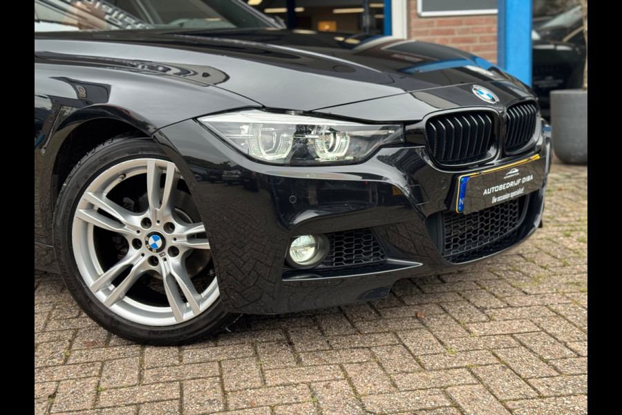 BMW 3 Serie Touring 318i M Sport 2019 AUT PANO CAMERA NAP!