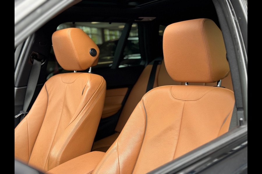 BMW 3 Serie Touring 318i M Sport 2019 AUT PANO CAMERA NAP!