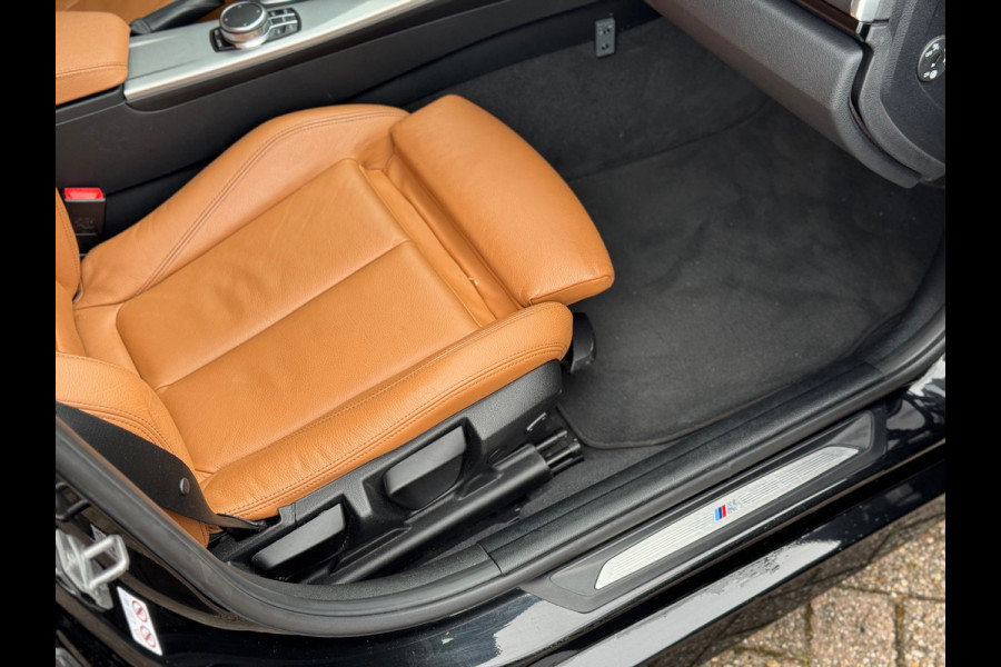 BMW 3 Serie Touring 318i M Sport 2019 AUT PANO CAMERA NAP!