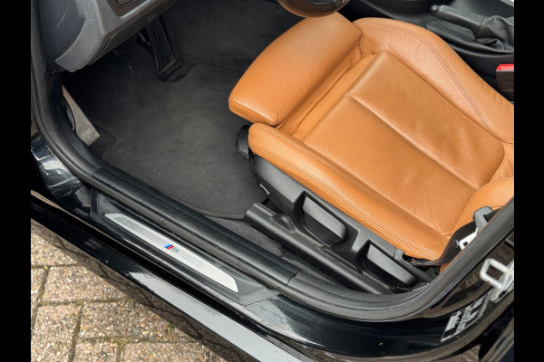 BMW 3 Serie Touring 318i M Sport 2019 AUT PANO CAMERA NAP!