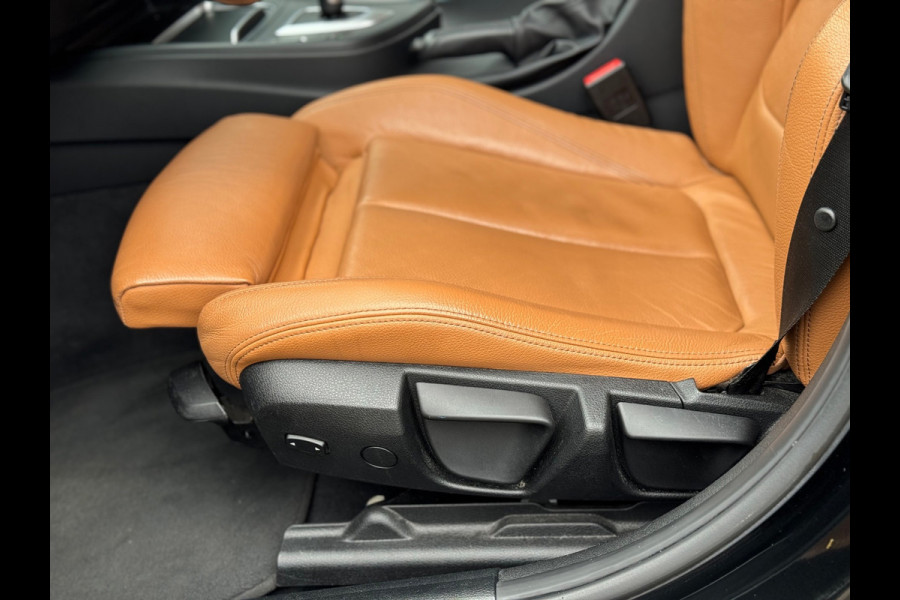 BMW 3 Serie Touring 318i M Sport 2019 AUT PANO CAMERA NAP!