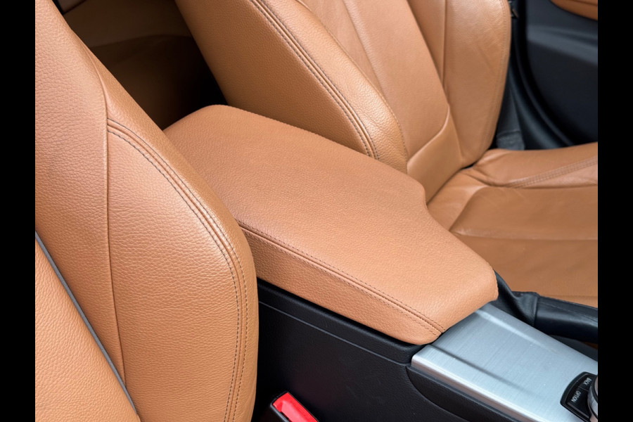 BMW 3 Serie Touring 318i M Sport 2019 AUT PANO CAMERA NAP!
