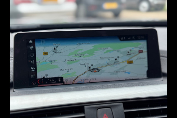 BMW 3 Serie Touring 318i M Sport 2019 AUT PANO CAMERA NAP!