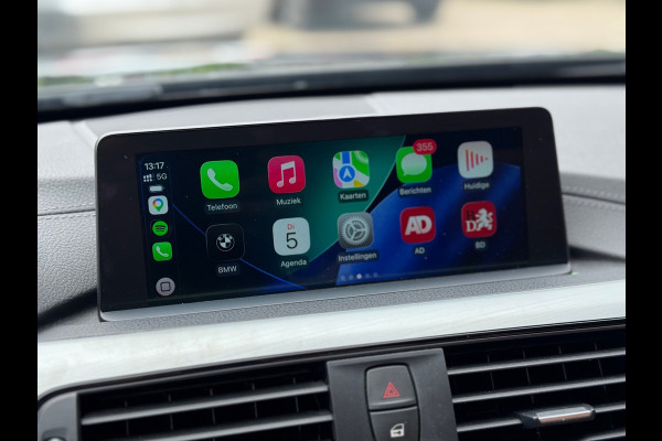 BMW 3 Serie Touring 318i M Sport 2019 AUT PANO CAMERA NAP!