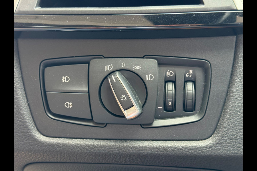 BMW 3 Serie Touring 318i M Sport 2019 AUT PANO CAMERA NAP!