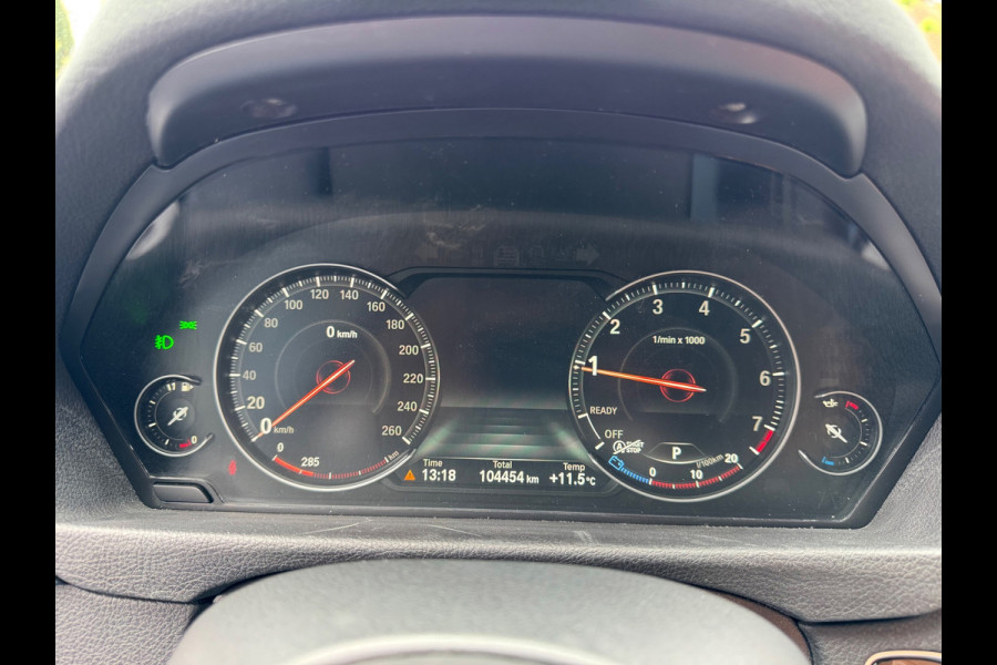 BMW 3 Serie Touring 318i M Sport 2019 AUT PANO CAMERA NAP!