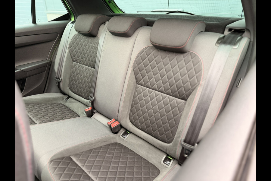 Škoda Fabia 1.0 TSI Monte Carlo Pano LED CarPlay Stoelverwarming Cruise Clima