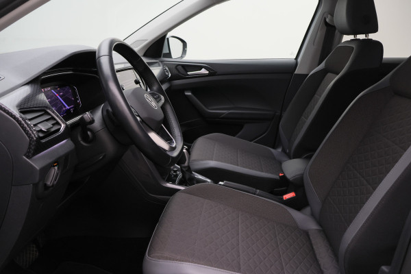 Volkswagen T-Cross 1.0 TSI DSG Style Virtual Cockpit, ACC, Apple Carplay, Camera, LED, DAB, Trekhaak, 17''
