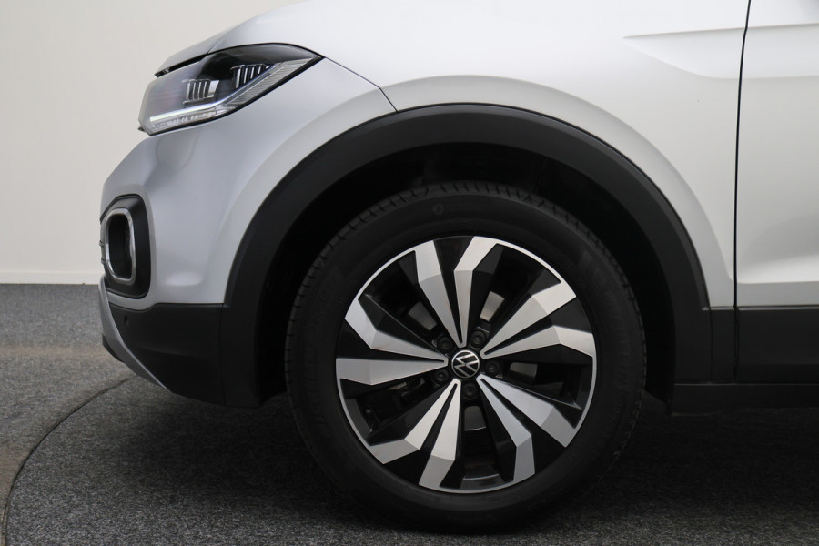 Volkswagen T-Cross 1.0 TSI DSG Style Virtual Cockpit, ACC, Apple Carplay, Camera, LED, DAB, Trekhaak, 17''