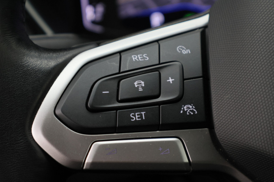 Volkswagen T-Cross 1.0 TSI DSG Style Virtual Cockpit, ACC, Apple Carplay, Camera, LED, DAB, Trekhaak, 17''