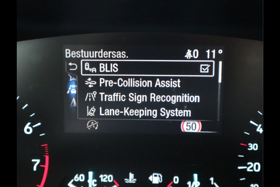 Ford FOCUS Wagon 1.0 EcoBoost Active Business Navi / Trekh / Stoel-stuurverwarming / Keyless / Handgeschakeld