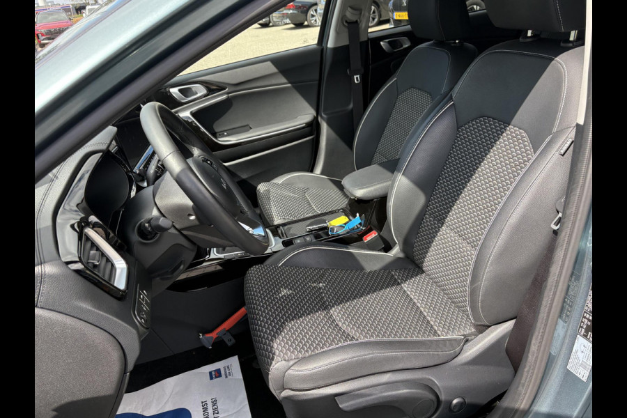 Kia Ceed 1.5 T-GDi DynamicPlusLine | 28000 KM | 140 PK | Virtual Cockpit | Navigatie | Stuurwielverwarming