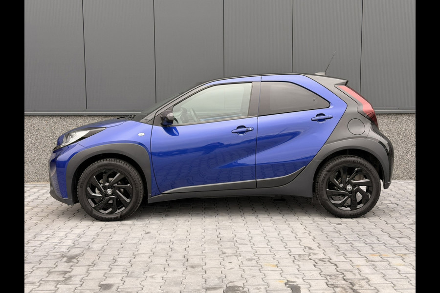 Toyota Aygo X 1.0 VVT-i S-CVT Pulse ACC Clima Stoelverw 17'' CarPlay Camera