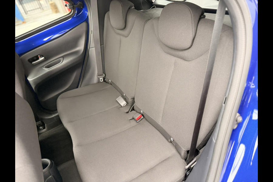 Toyota Aygo X 1.0 VVT-i S-CVT Pulse ACC Clima Stoelverw 17'' CarPlay Camera