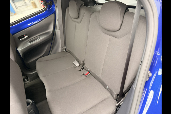 Toyota Aygo X 1.0 VVT-i S-CVT Pulse ACC Clima Stoelverw 17'' CarPlay Camera