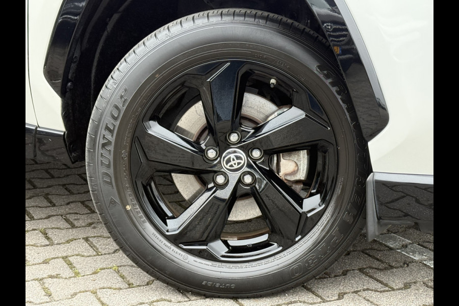 Toyota RAV4 2.5 Hybrid Bi-Tone | ACC | CarPlay | Keyless | Camera | 18 inch