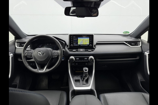 Toyota RAV4 2.5 Hybrid Bi-Tone | ACC | CarPlay | Keyless | Camera | 18 inch