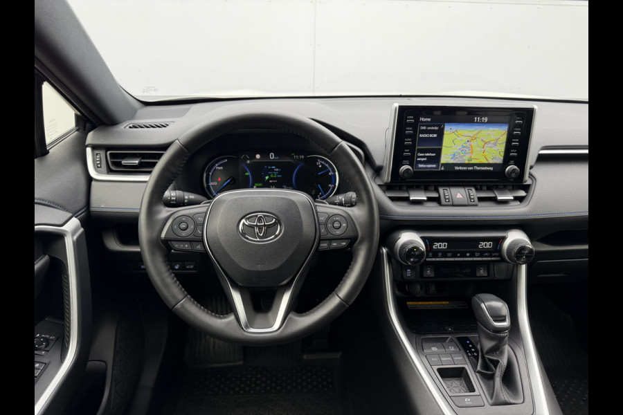 Toyota RAV4 2.5 Hybrid Bi-Tone | ACC | CarPlay | Keyless | Camera | 18 inch