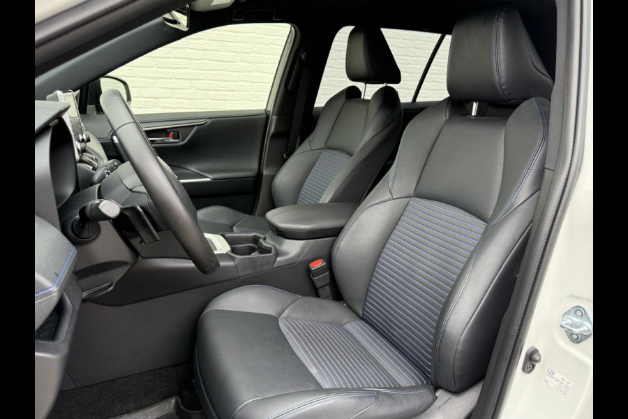 Toyota RAV4 2.5 Hybrid Bi-Tone | ACC | CarPlay | Keyless | Camera | 18 inch