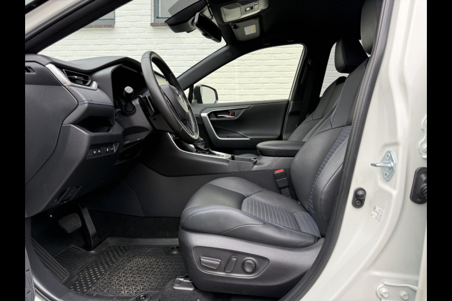 Toyota RAV4 2.5 Hybrid Bi-Tone | ACC | CarPlay | Keyless | Camera | 18 inch
