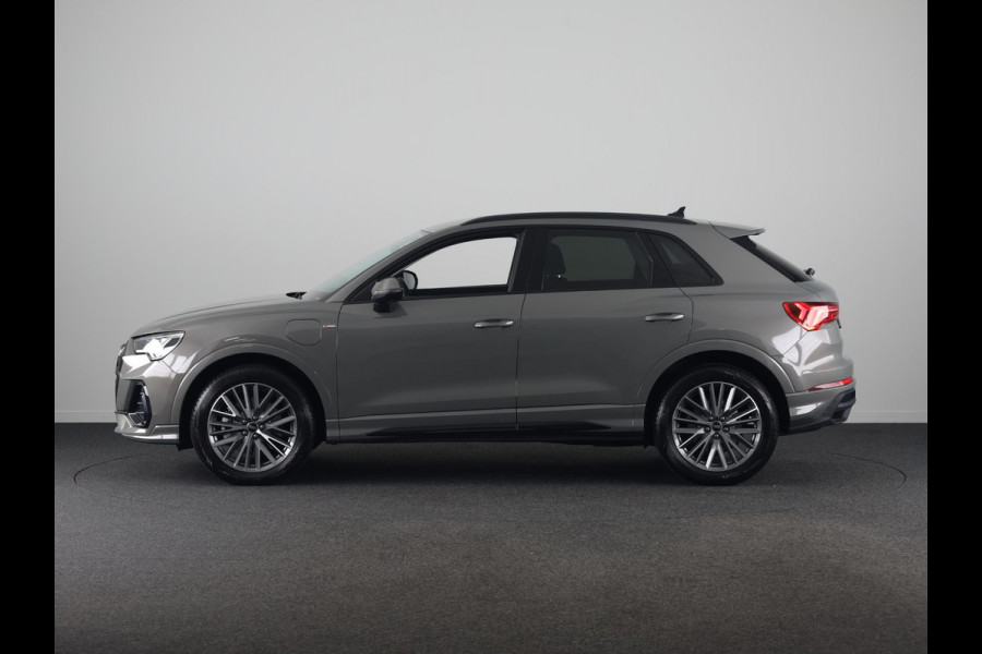 Audi Q3 45 TFSI e Advanced edition 245pk | Trekhaak | Stoelverwarming | Elek. klep | Keyless | ACC | 19inch
