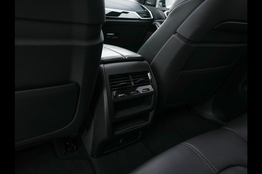 BMW X5 M50d M-Sportpack High Executive Aut. *PANO | HEAD-UP | LASER-LED | LEATHER | SOFT-CLOSE | ADAPTIVE-CRUISE | HARMAN/KARDON | BLIND-SPOT | MEMORY-PACK | TOP-VIEW | DIGI-COCKPIT | NAVI-FULLMAP | ECC | PDC | TOWBAR |
