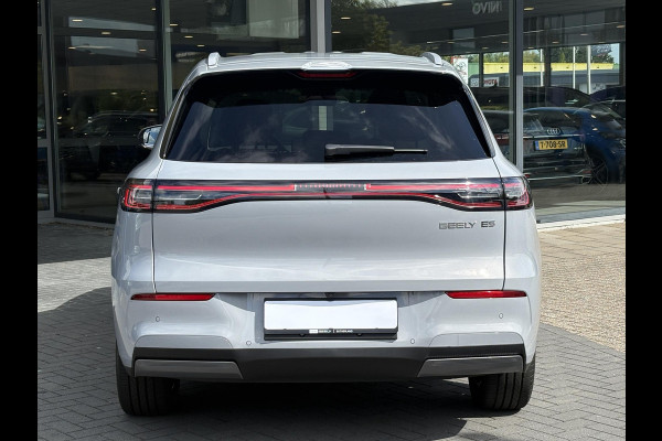 GEELY E5 Pro+ 68 kWh | Stoelverwarming & verkoeling | Warmtepomp | 360 Camera | Parkeersensoren |